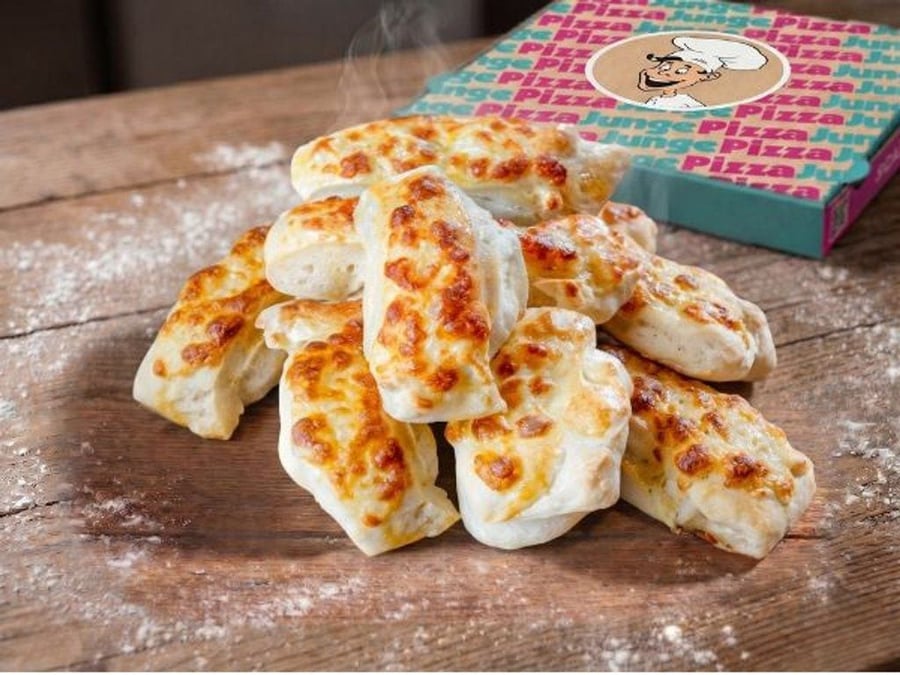 Breadsticks Sarımsak-Peynir-Kekik (Garlic-Cheese-Oregano)